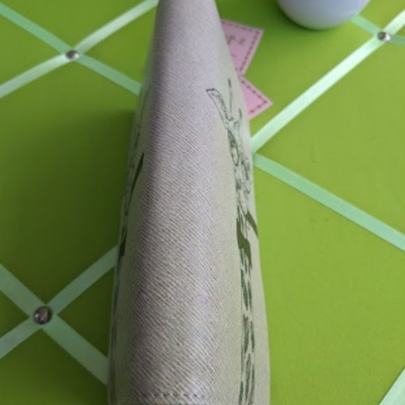 HonP-Z Giraffe with Bowtie Zip-Around Wallet [NWT] - Picture 7 of 7